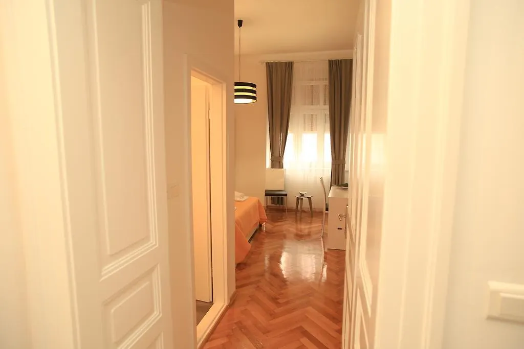 Contarini Luxury Rooms Split Pensión